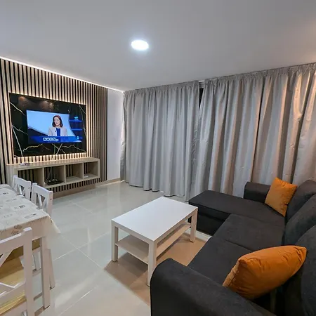 Apartment Anau K & L- - Yumbo *